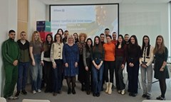 студенти-от-специалност-застраховане-и-социално-дело-посетиха-алианц-българия-хо