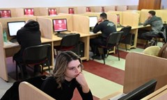 зрелостници-от-различни-училища-в-страната-участваха-в-националното-състезание-п