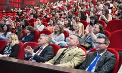 университетът-ни-е-домакин-на-шестото-издание-на-националния-турнир-по-английска