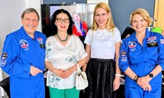 представители-на-университета-посетиха-научния-фестивал-ало-космос-говори-българ