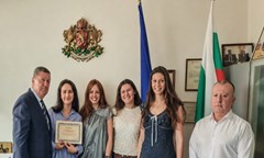 комисията-за-публичен-надзор-над-регистрираните-одитори-прие-наши-студенти-на-пр
